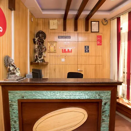 Hotel O Rajmahal Boarding & Lodging